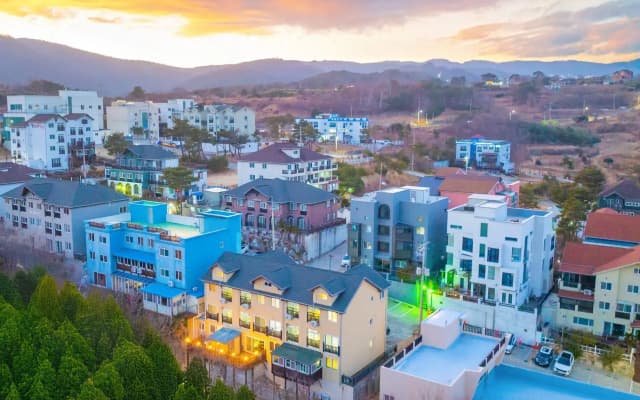 Gyeongju Love and Love Pension