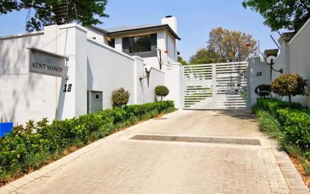 Kent Manor Guest Suites