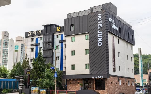 Hotel Juno