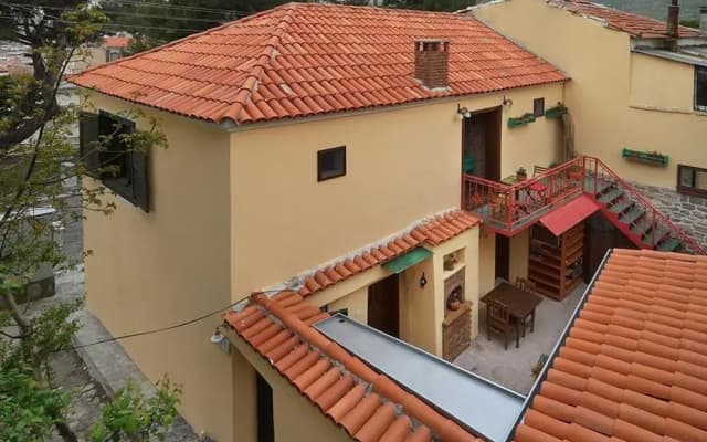Elaia Hotel