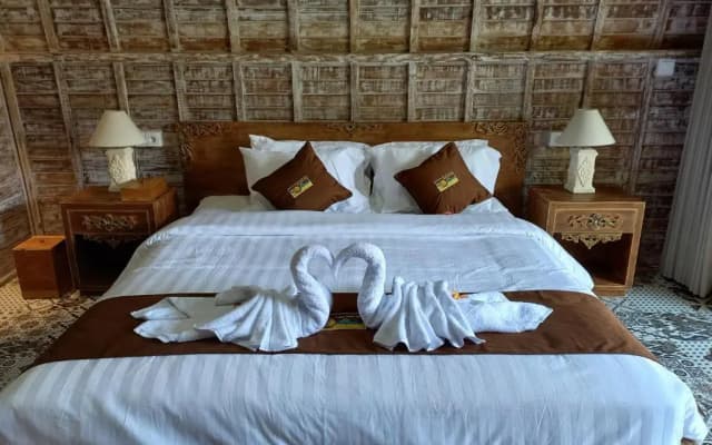 Villa Telaga Wana
