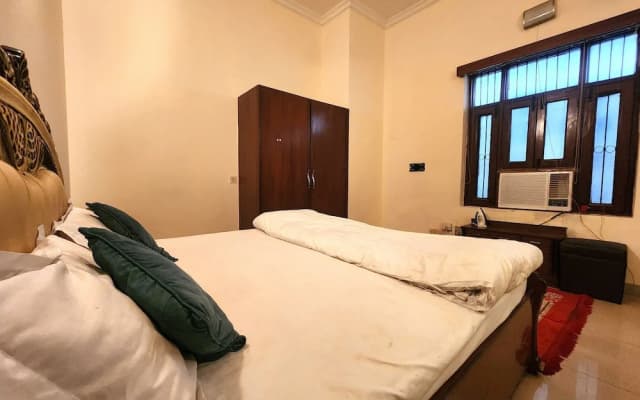 Hotel The Own Stay-Urban Boutique