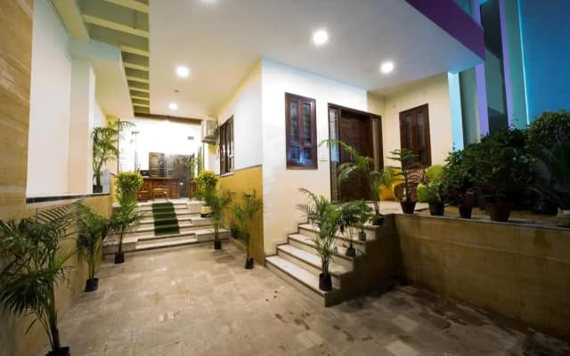 Mojo M Villa -Airport Boutique Hotel
