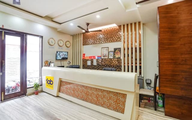 FabHotel Comfort Stay Vaishali - 300m from Chandra Laxmi Hospital, Ghaziyabad Ghaziabad