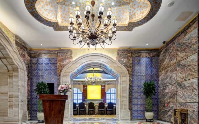 Royal Seaside Hotel and Hot Springs Xiamen