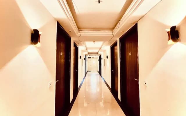 Majesta stays pitampura