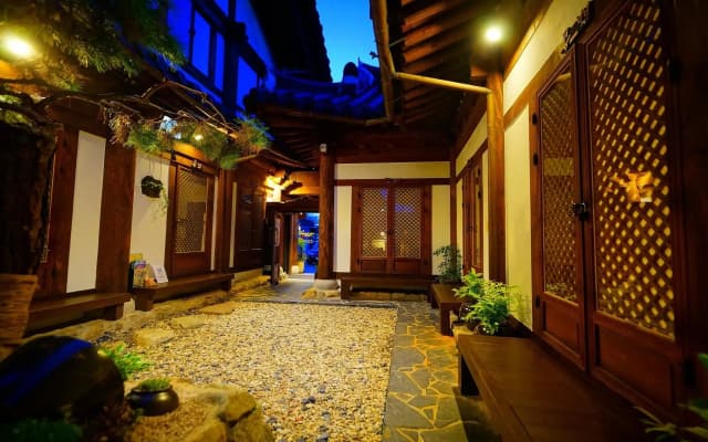 Jeonju Hanok Gotek Agbae