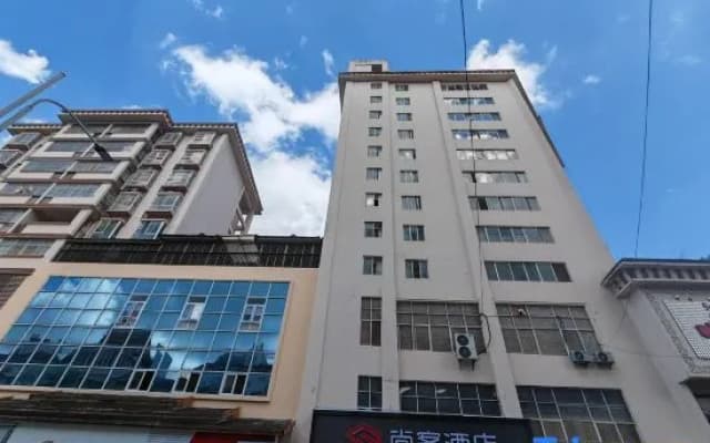 Sanyi Hotel