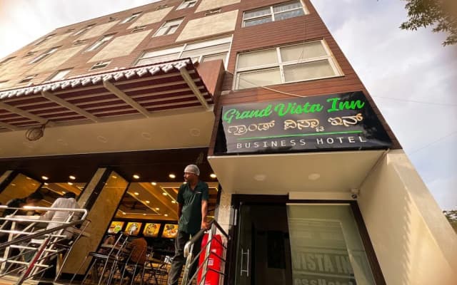 Hotel Grand Vista Inn