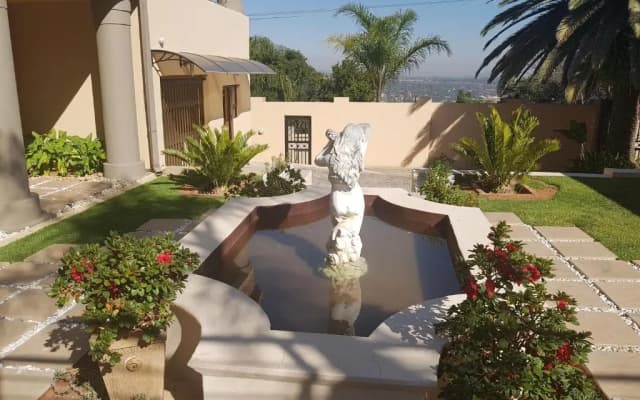 Aquila Guest House