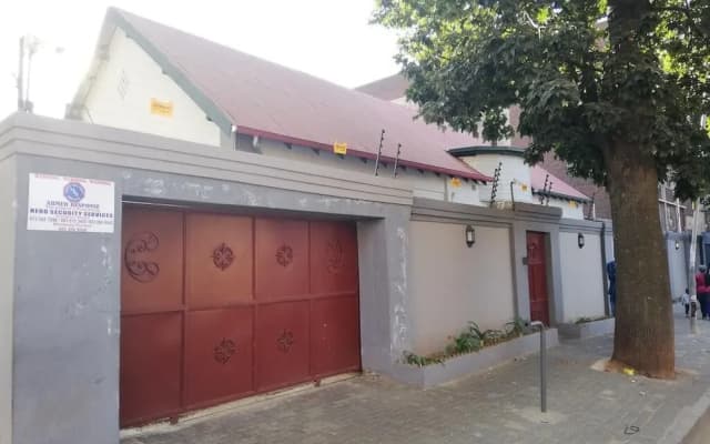 Defountain Guest house