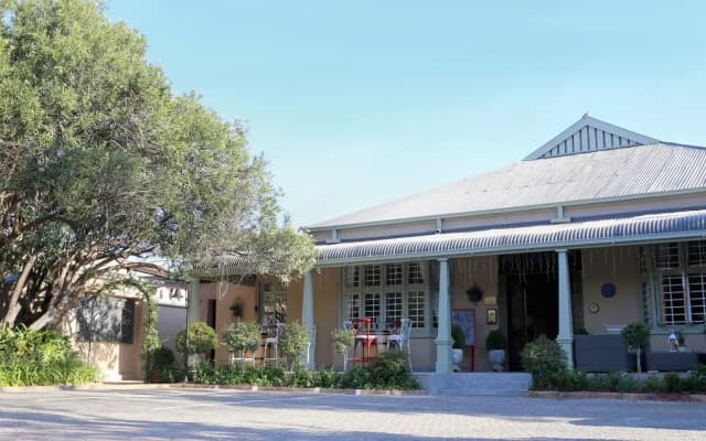 Oleander Guest House