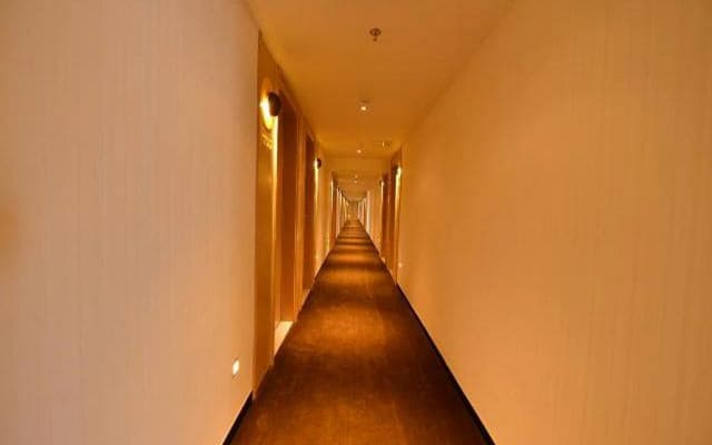 7 Days Inn Qingyuan Lianzhou Beihu Road Branch
