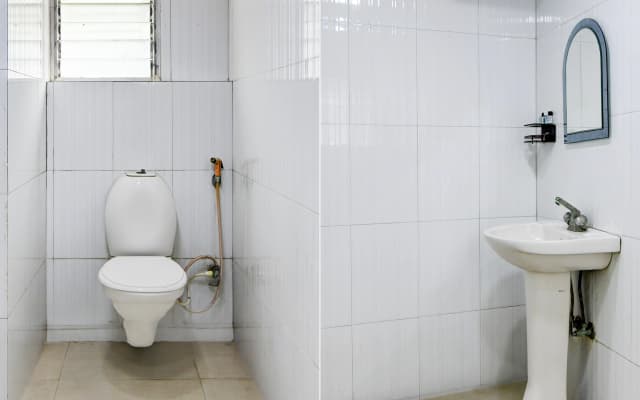 Hotel Heritage by OYO Rooms