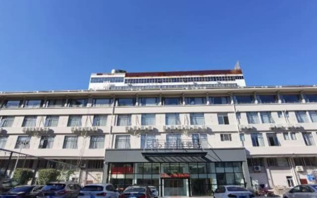 Magnotel Hotel (Anxi Tea Capital Baolong Plaza)