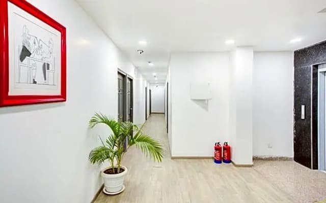 OYO 79846 Townhouse 292 Atal chowk Indirapuram Ghaziabad