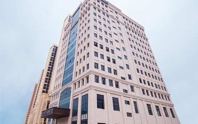 ECHENG Hotel (Zhanjiang Wuchuan Jinsha Plaza)