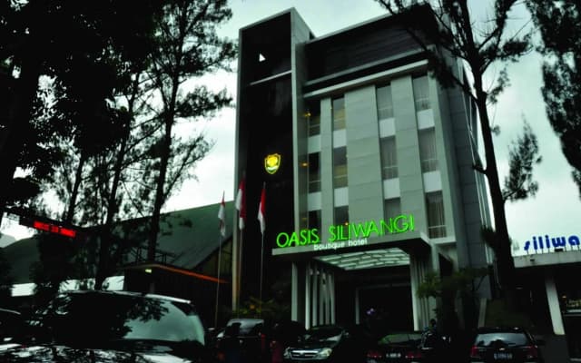 Oasis Siliwangi Sport Hotel