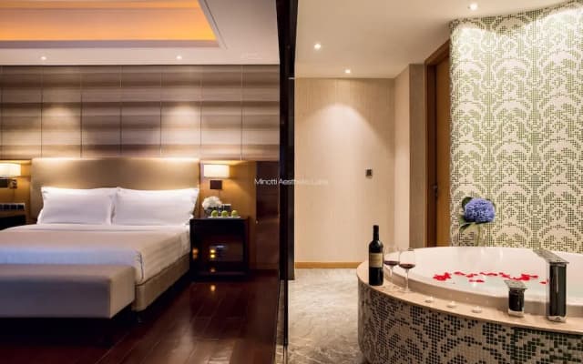 Lia Chengdu Hotel