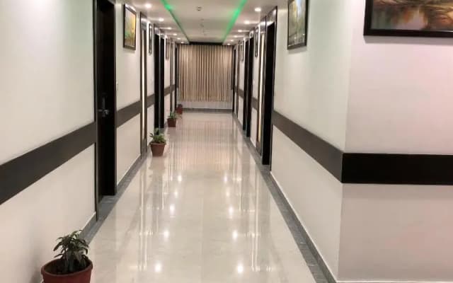 Hotel SGT Plaza