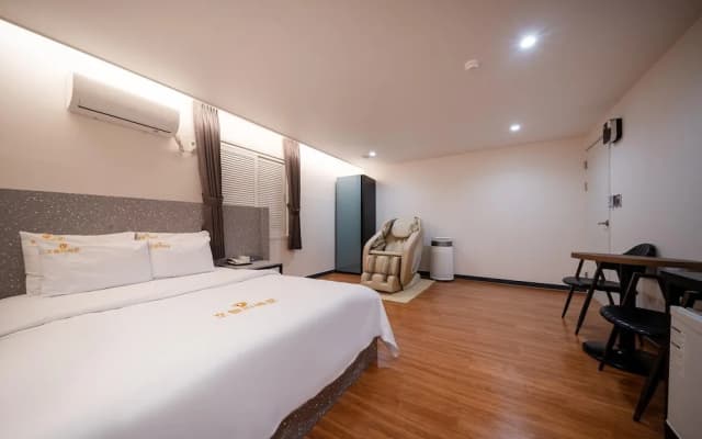 Hotel Ribero in Chungjang-Ro, Gwangju
