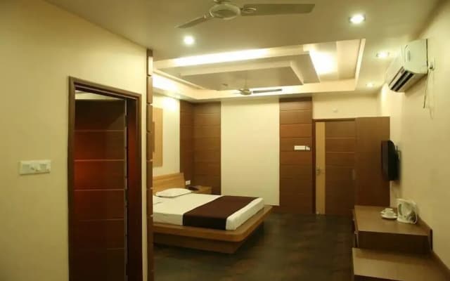 Golden Retreat Guest House