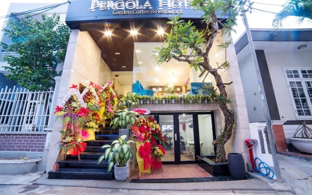 Pergola Hotel Design