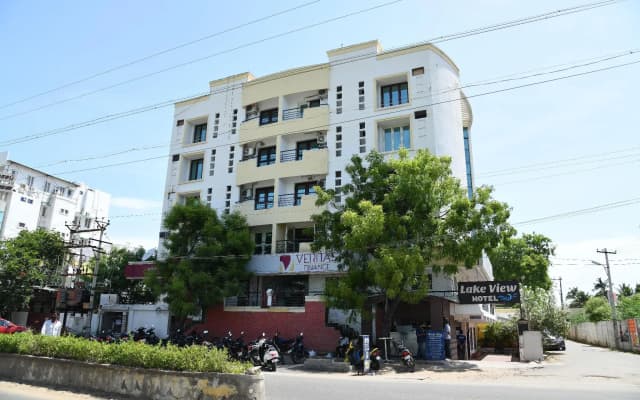 Lake View Hotel