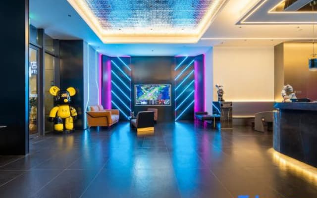 Y Electronic Sports Hotel (Shaoxing Keqiao Town Yintai)