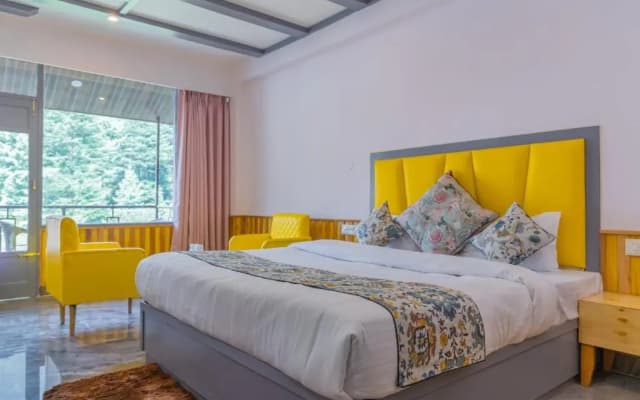 Apple Flower By Himalayan Hotels