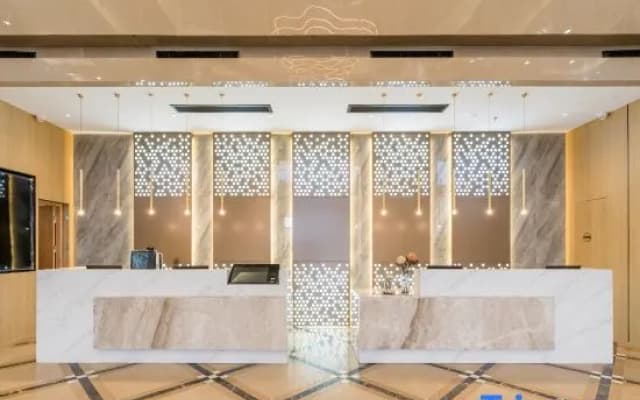 Starway Hotel (Huai'an Hexia Ancient Town Xiangyu Avenue)