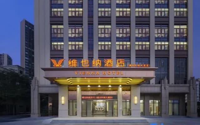 Vienna Hotel (Huizhou Yeting Avenue)
