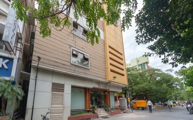 OYO 15923 Sun Park