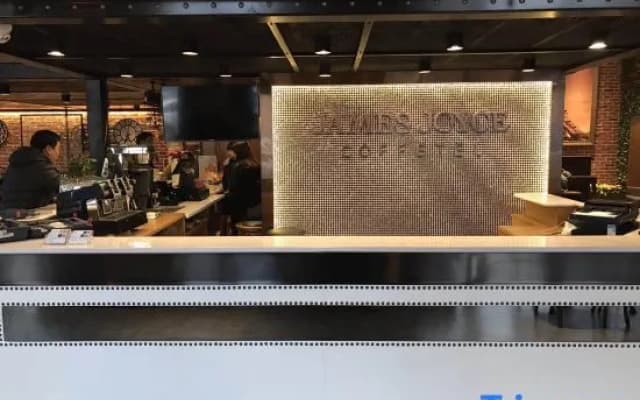 James Joyce Coffetel Hotel (Shijiazhuang LeTai Center Ping'an Avenue Subway Station)