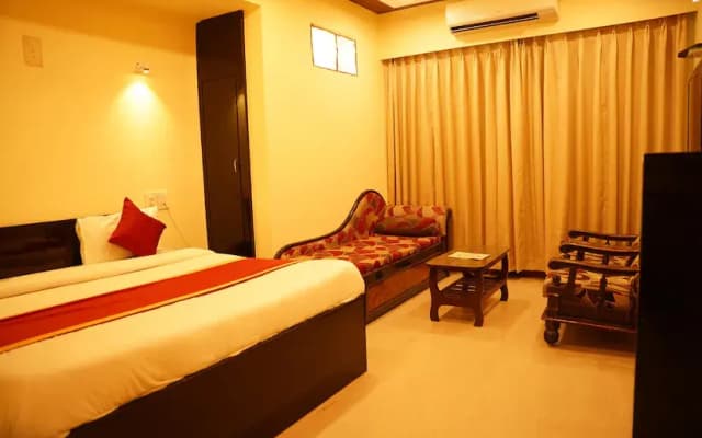 hotel vatsalya