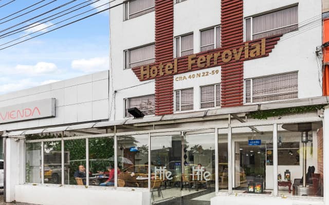 Hotel Ferrovial Inn
