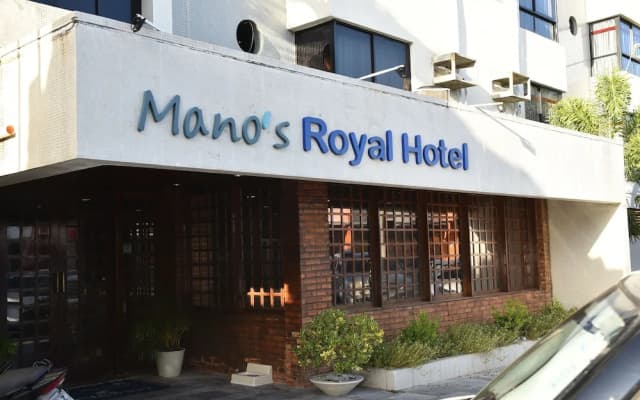 Manos Royal Hotel