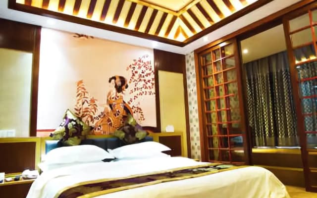 Home Inn Hotel