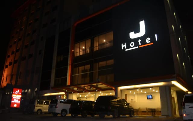 J Hotel Medan