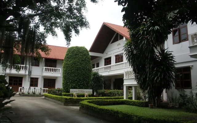 Golden Cupids Hotel