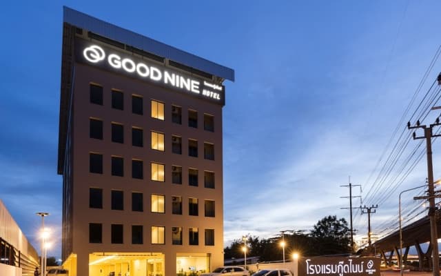 Good Nine Hotel