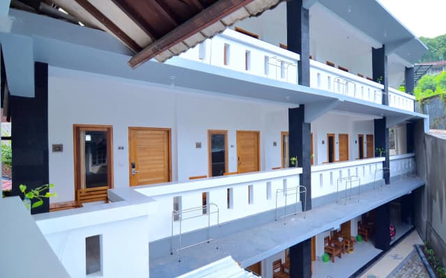 Blue Coral Inn Senggigi