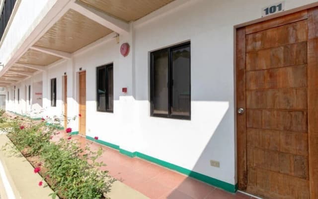Villa Amor by RedDoorz