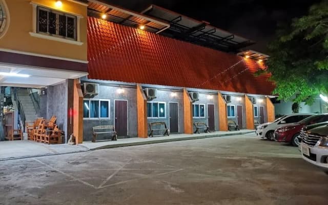 Pratubjai Hotel