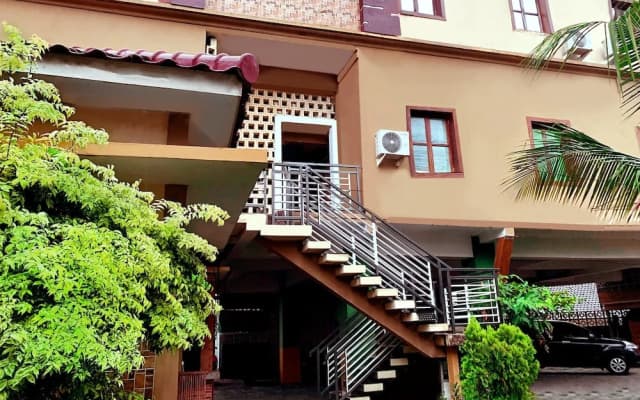Hotel Omah Pelem Syariah - Hostel