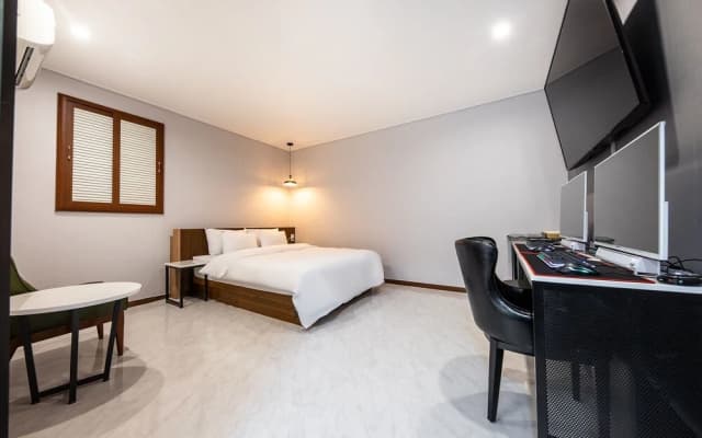 Jecheon Cats Hotel