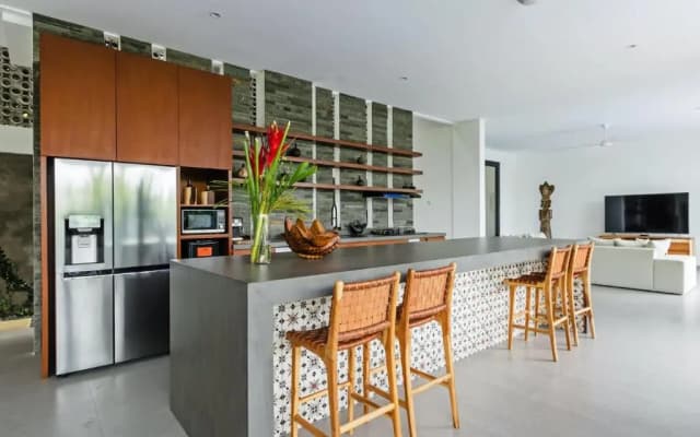 Villa Ze Mar Luxury 4 bed Canggu 700 meters to beach