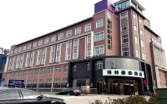 GreenTree Inn Chuzhou Dingyuan County People's Square General Hospital Business Hotel