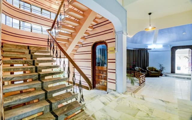 Super Hotel O The Dove Villa
