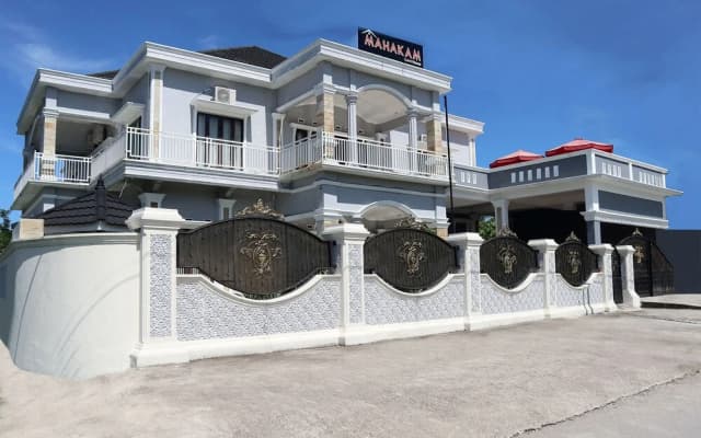 Mahakam Guest House by OYO Rooms